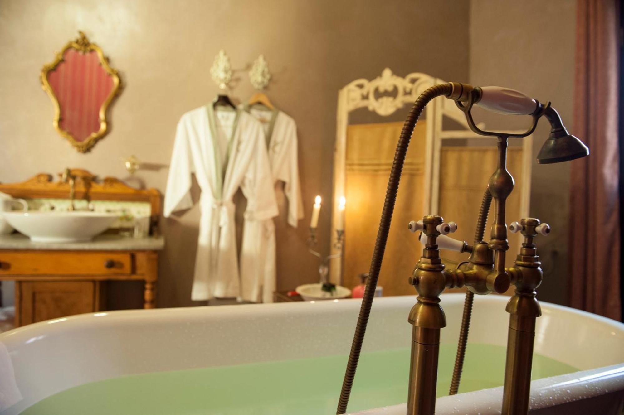 Lokanga Boutique Hotel Antananarivo Oda fotoğraf